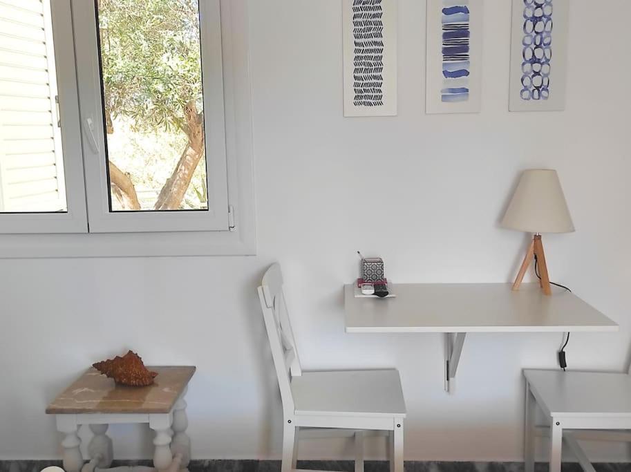 White Villa In Olive Trees And Seaview To Panagia Almiropótamos Exteriör bild